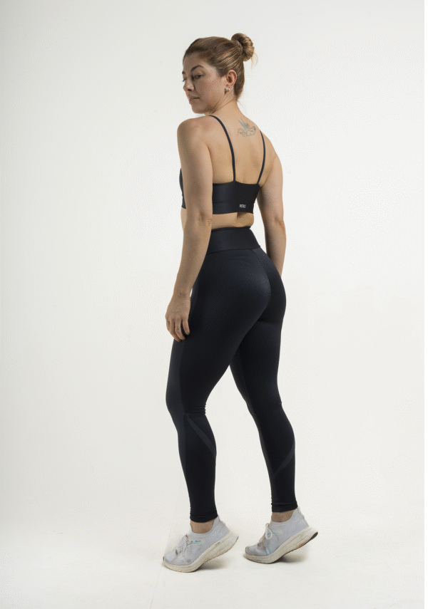 Conjunto Leona – Preto