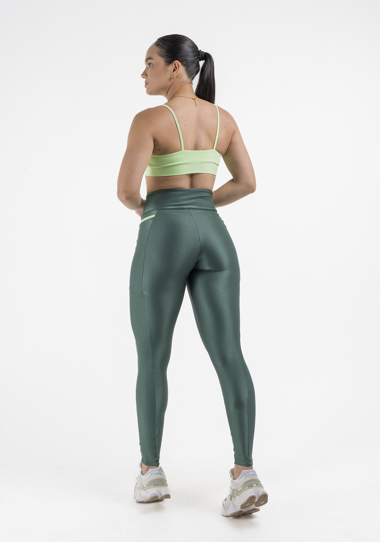 Conjunto Larissa – Bonsai Menta