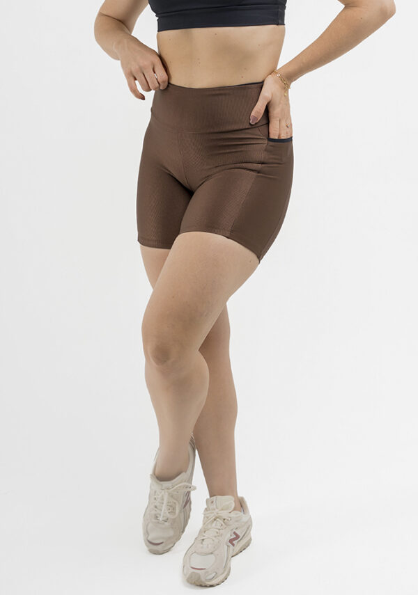 Short Lisa – Chicory Preto
