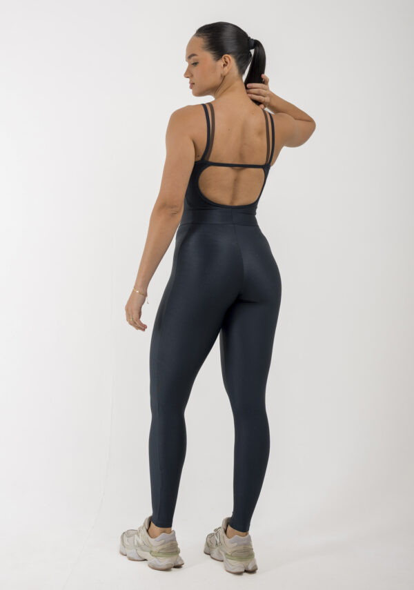 Macacão Bianca – Preto Chicory
